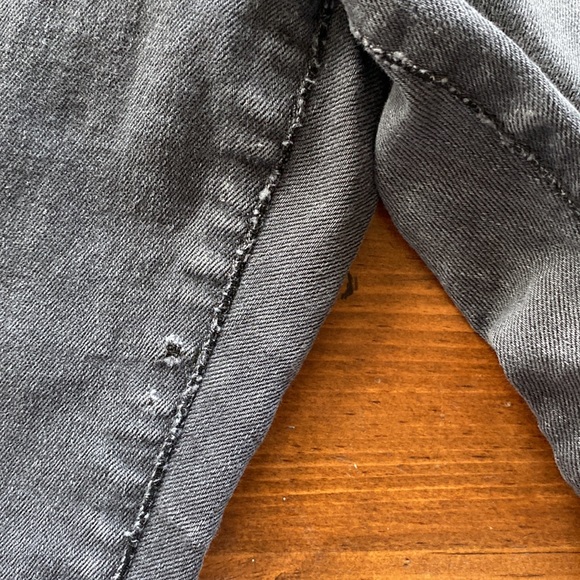 Gray Joe’s jeans skinny jeans. Size 10x30 - Picture 3 of 3